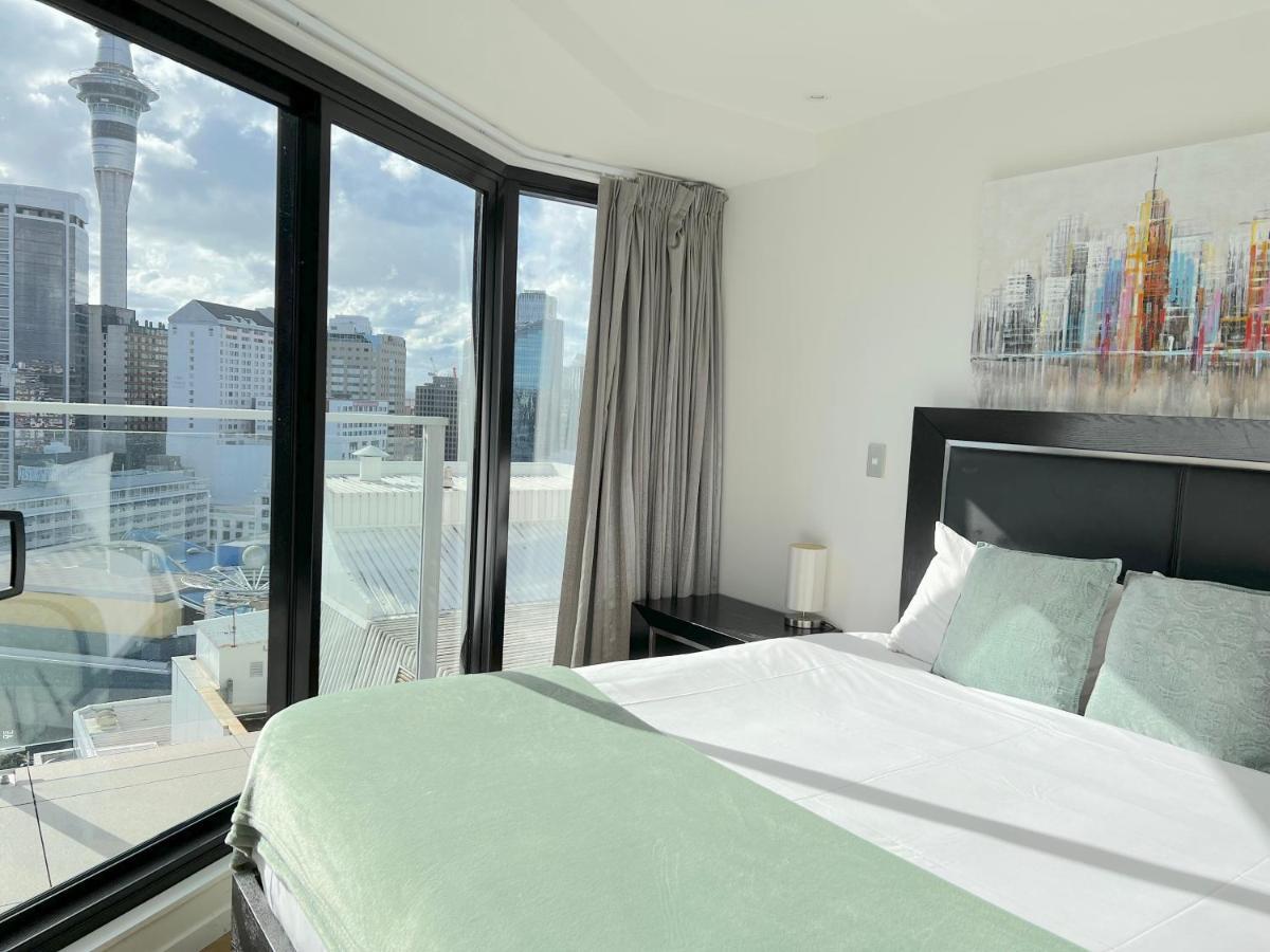 Skytower View 2 Bedroom Apartment Оукланд Екстериор снимка